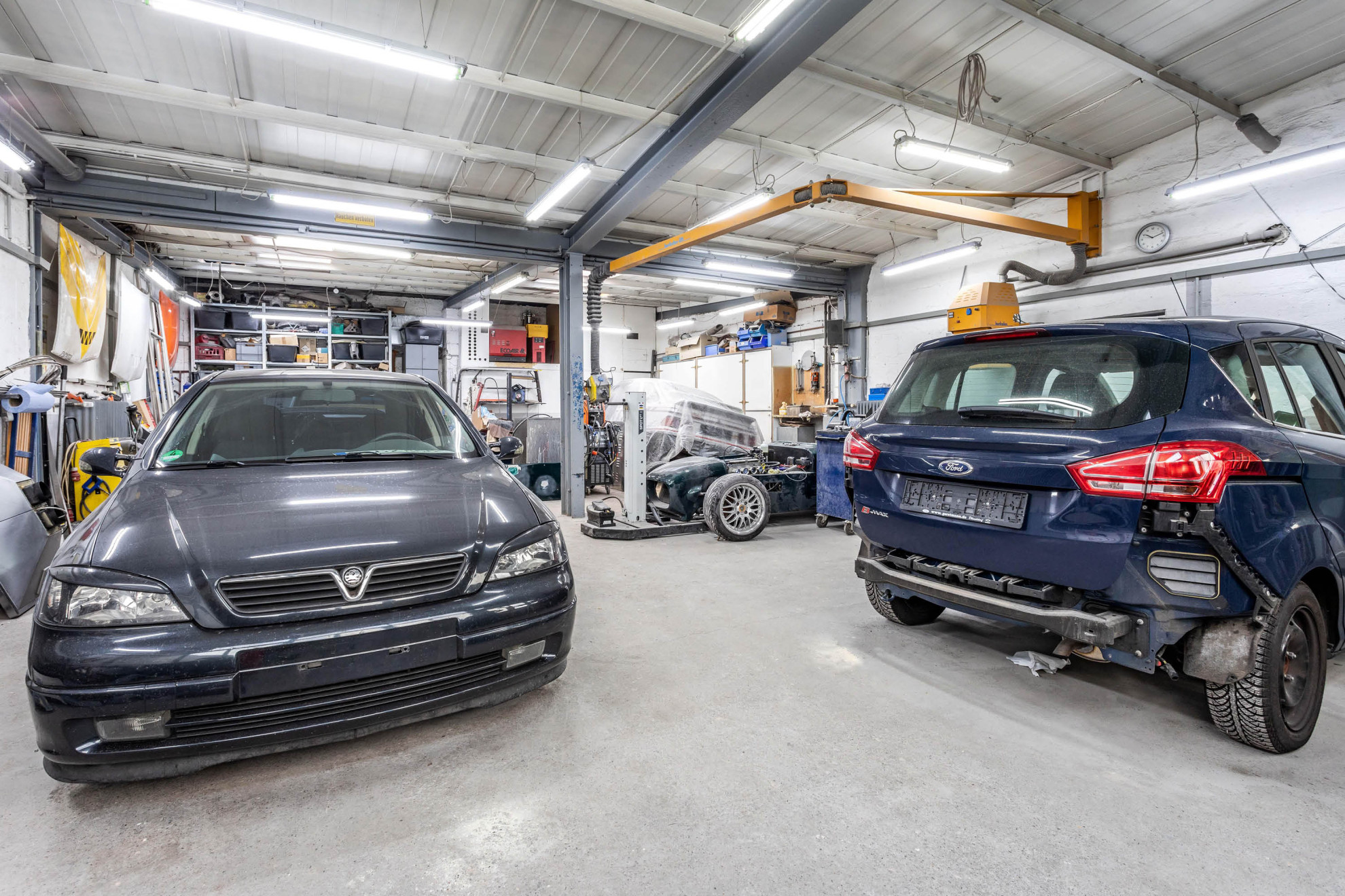 Karosserie- & Lackierarbeiten H. Küppers GmbH Düsseldorf  