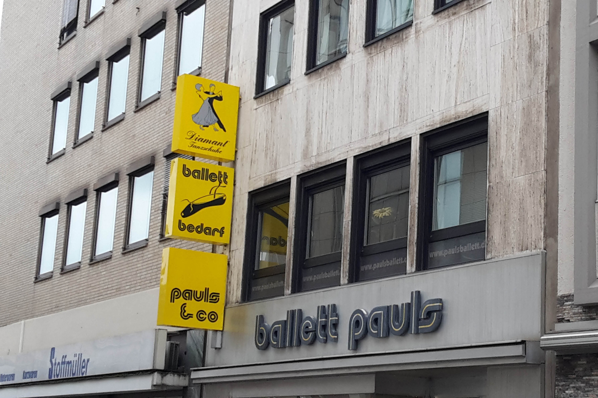 Pauls Ballettschuhe und Gymnastikartikel GmbH & Co  